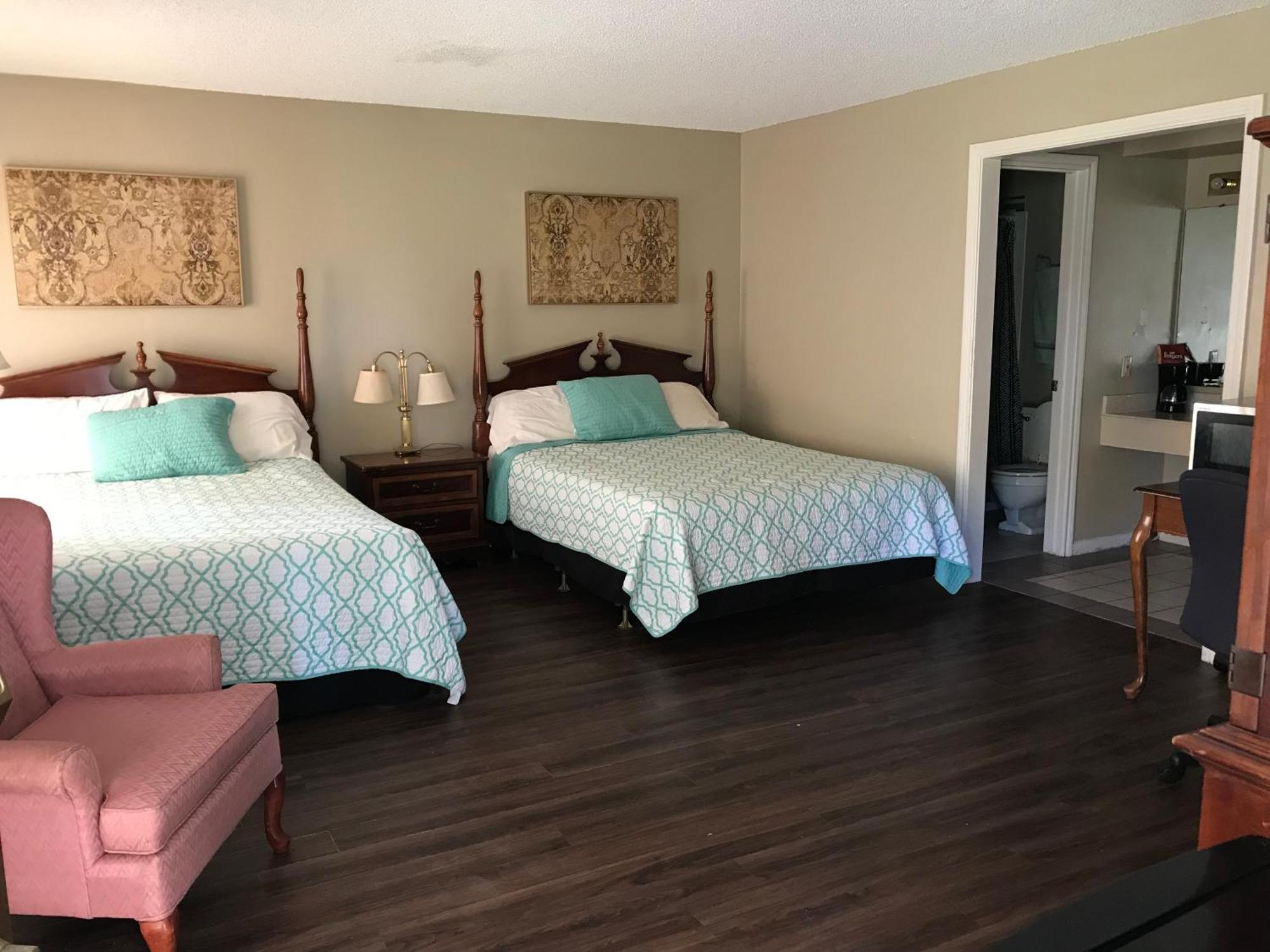 Columbia Lakes Hotel & Conference Center West Columbia エクステリア 写真
