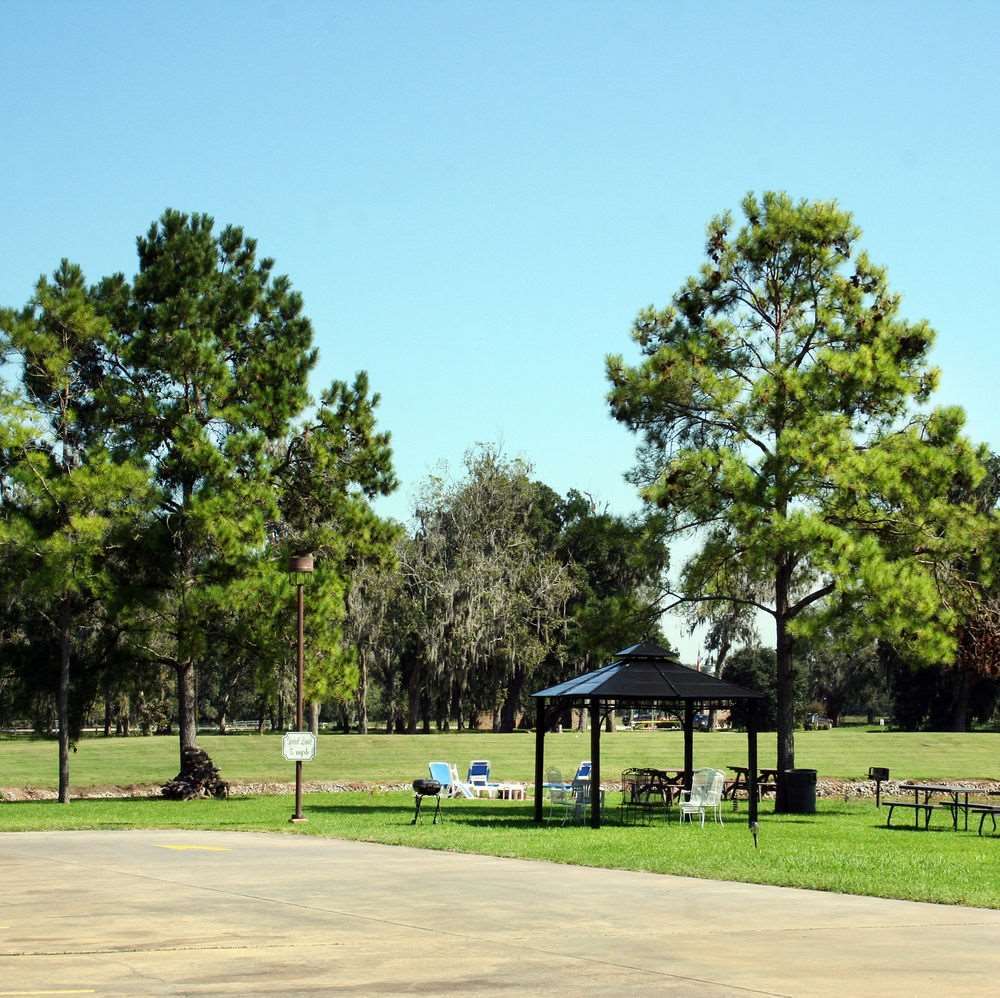 Columbia Lakes Hotel & Conference Center West Columbia エクステリア 写真